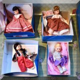 Y06. Madame Alexander dolls. 